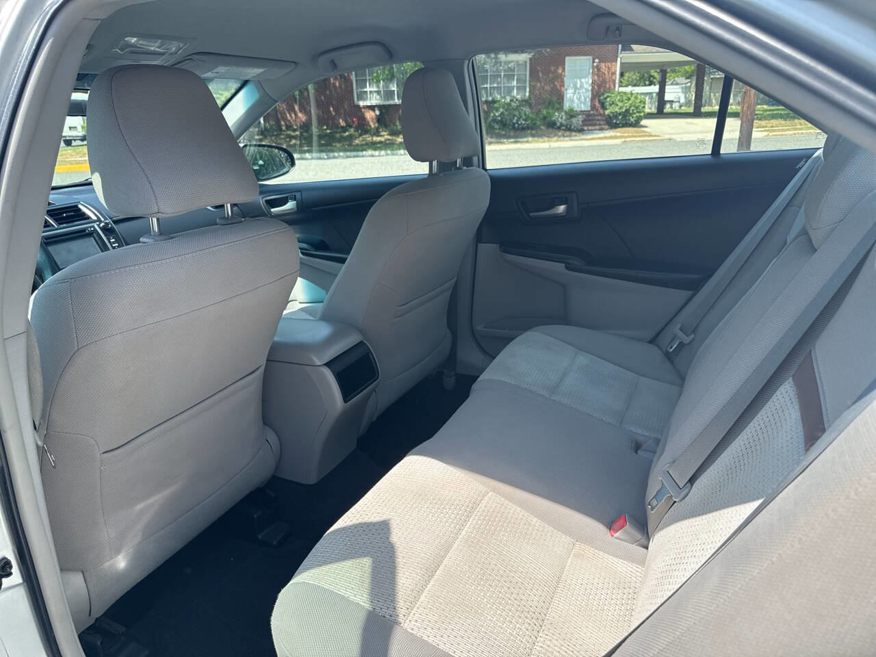 Used 2014 Toyota Camry L FWD image 5