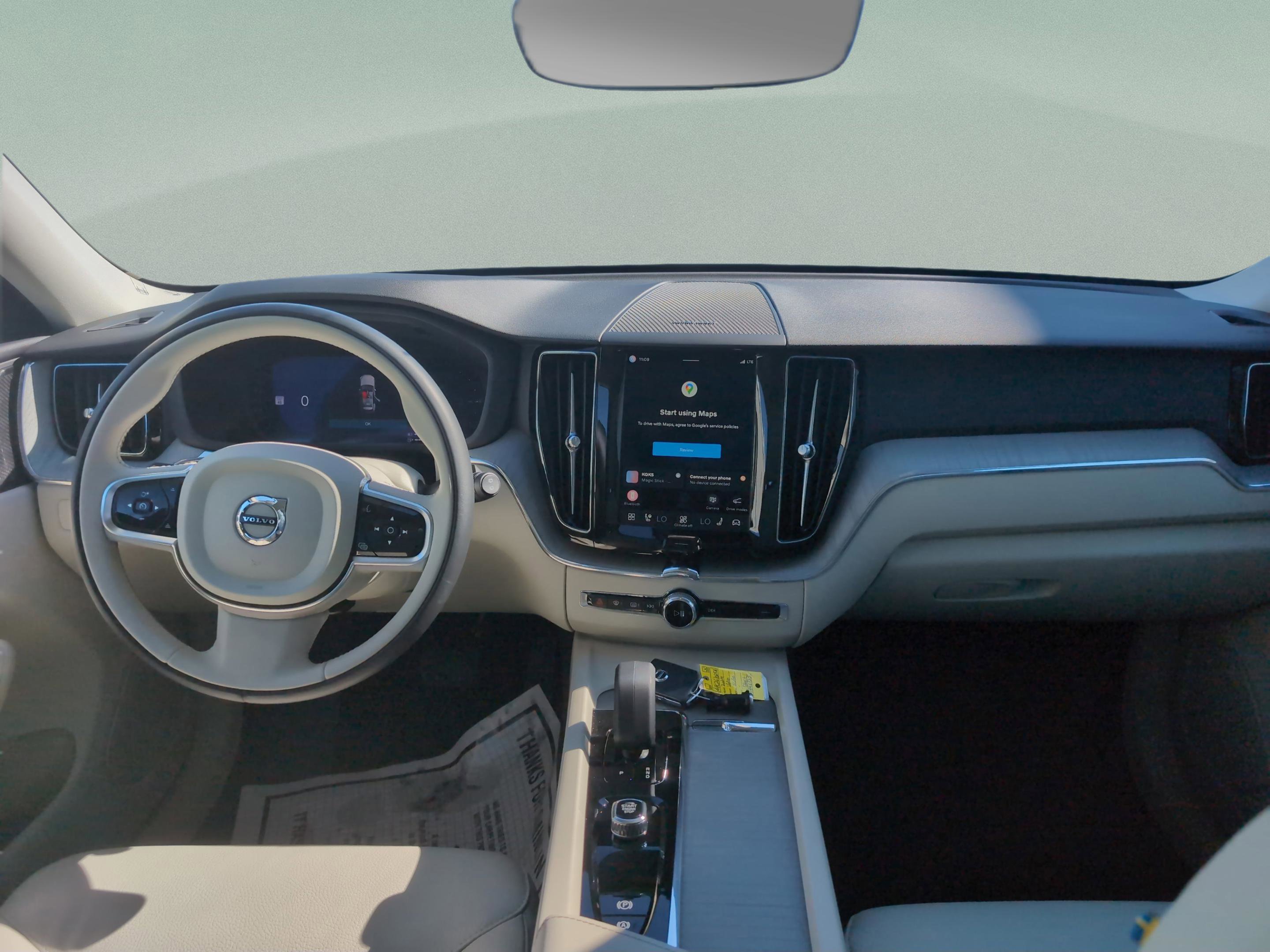 Used 2024 Volvo XC60 T8 Plus w/ Protection Package Premier image 15