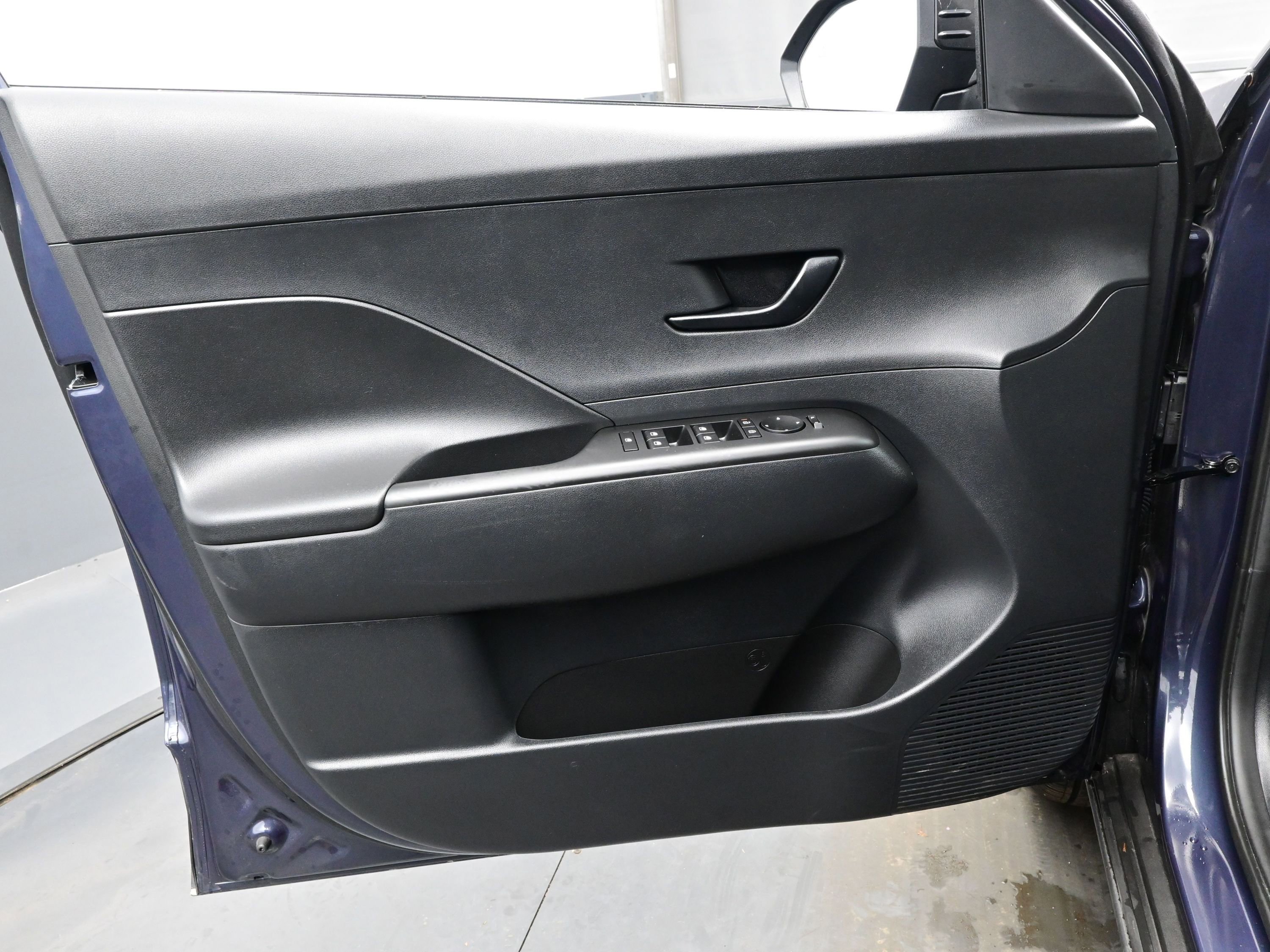 Used 2026 Hyundai Kona SEL Sport image 9