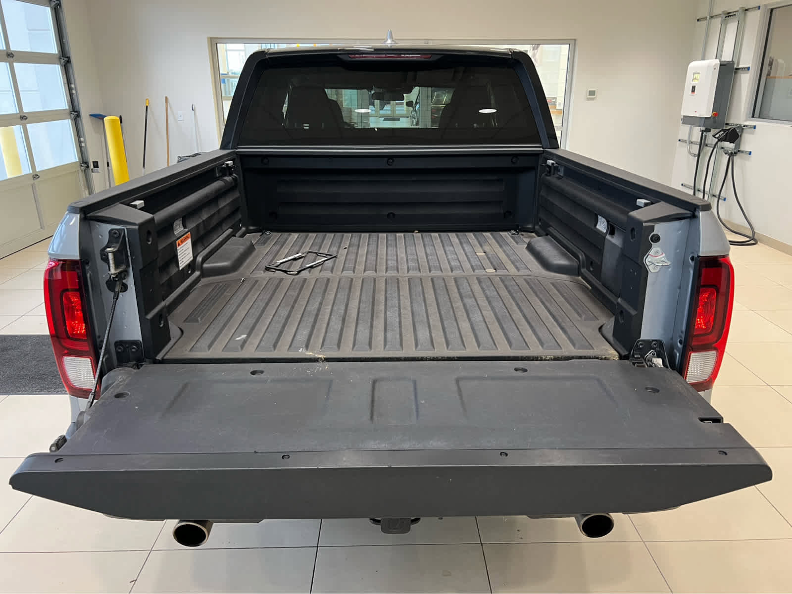 Used 2023 Honda Ridgeline Sport image 10