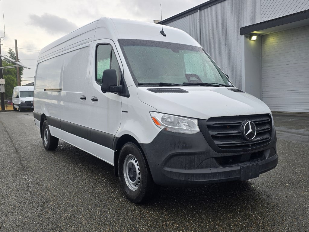 New 2025 Mercedes-Benz eSprinter 170 Cargo image 8