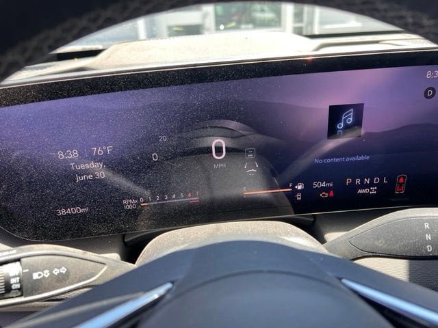 Used 2025 Buick Enclave Preferred AWD/4WD image 6