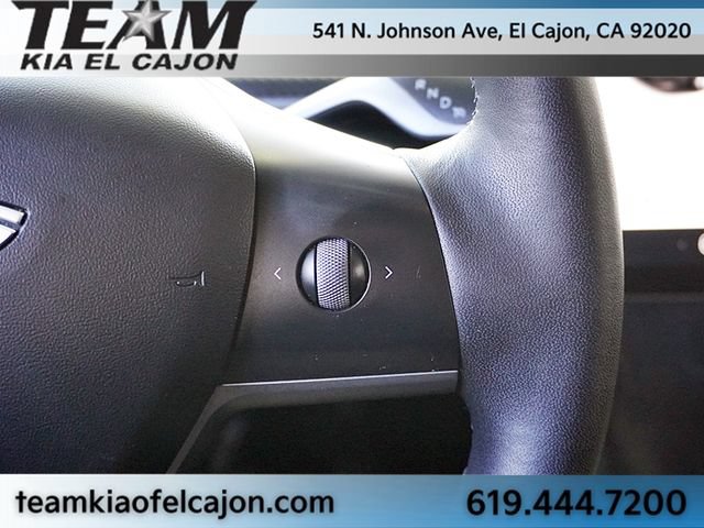 Used 2022 Tesla Model Y Long Range AWD/4WD image 40