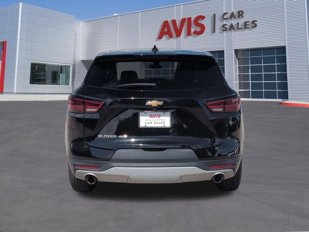 Used 2025 Chevrolet Blazer LT AWD/4WD image 7