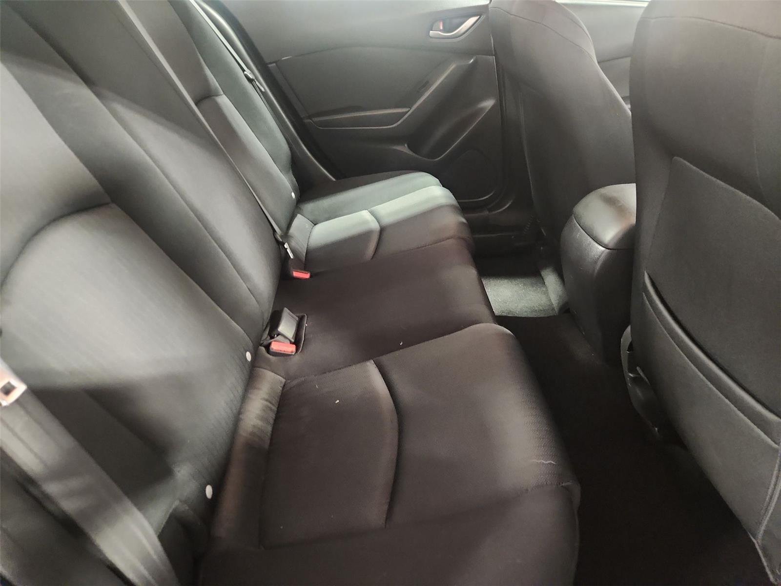 Used 2016 MAZDA MAZDA3 i Sport FWD image 24