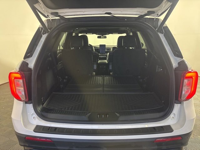 Used 2021 Ford Explorer ST w/ Equipment Group 401A image 8
