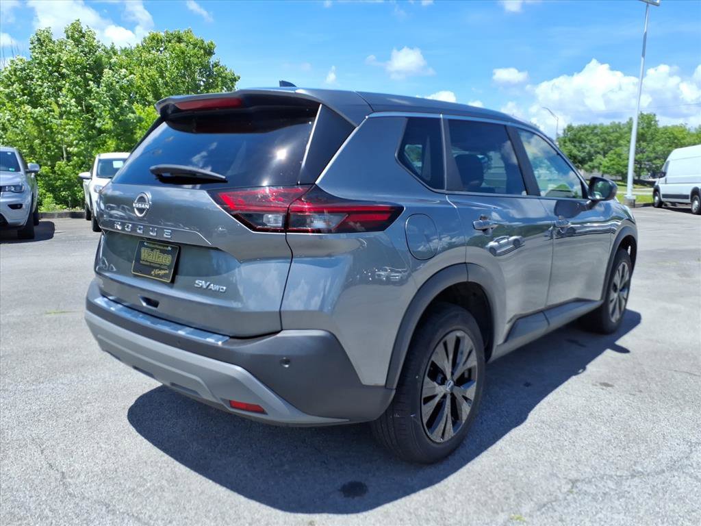 Used 2023 Nissan Rogue SV AWD/4WD image 16