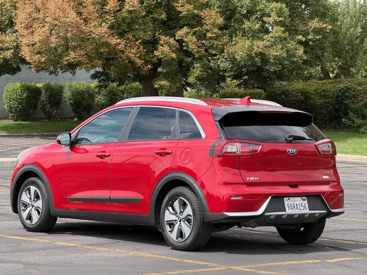 Used 2019 Kia Niro LX FWD image 3