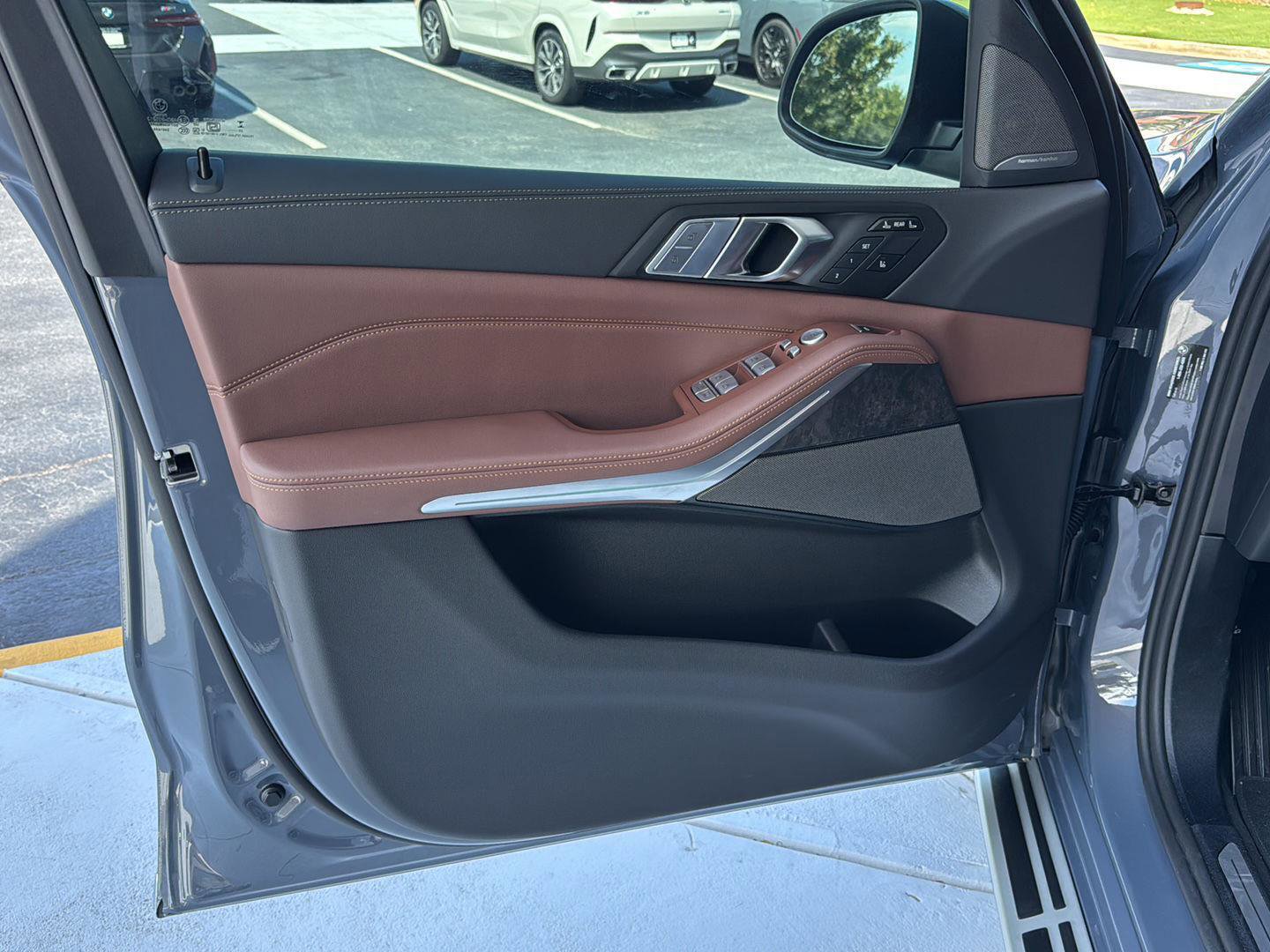 New 2026 BMW X7 xDrive40i image 13