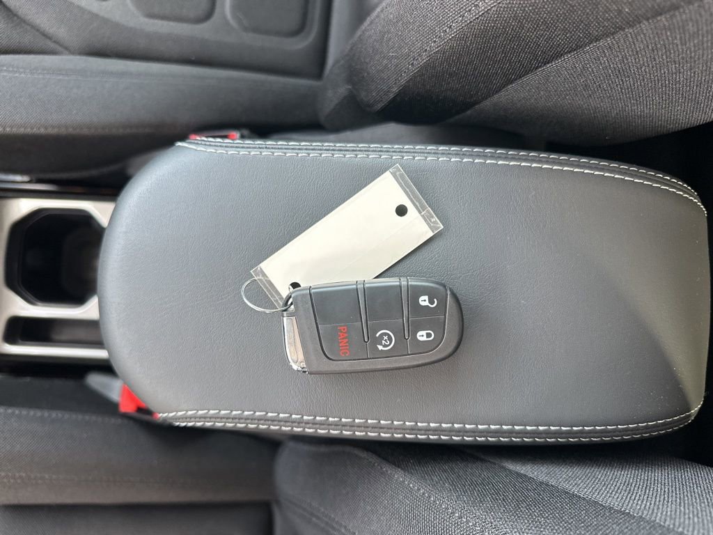 Used 2022 Jeep Renegade Latitude w/ Convenience Group image 42