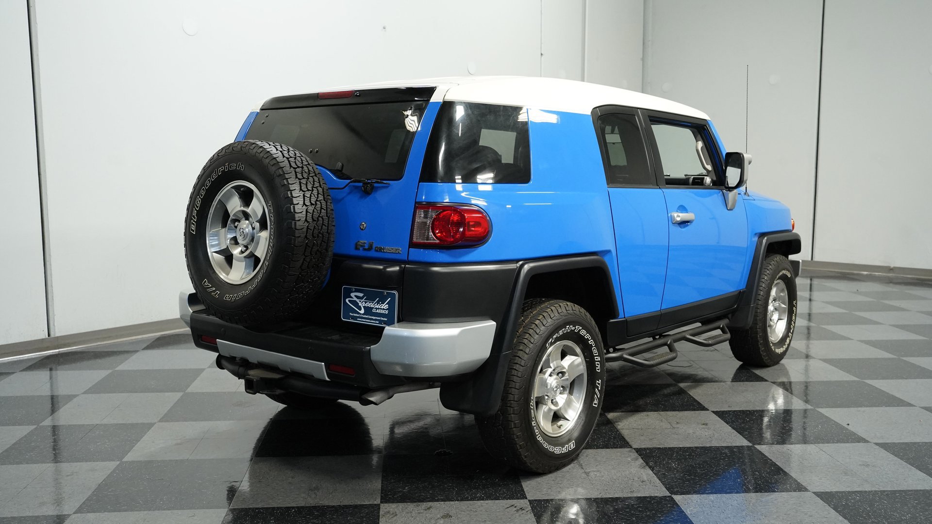 Used 2008 Toyota FJ Cruiser 4WD image 11