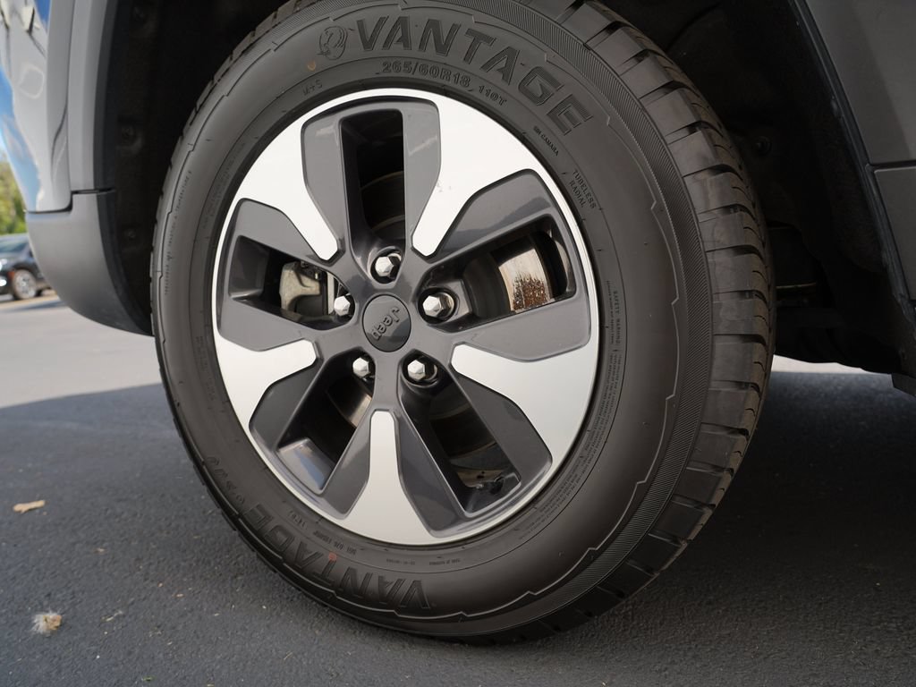 Used 2024 Jeep Grand Cherokee Limited 4xe AWD/4WD image 31