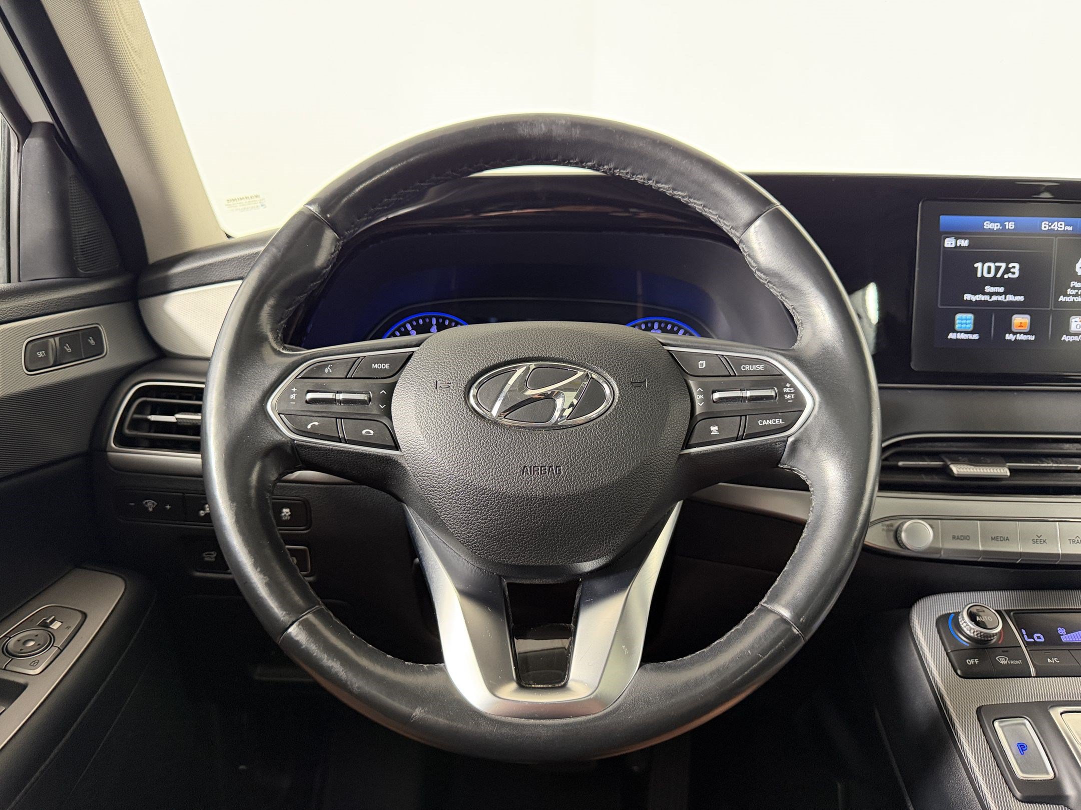 Used 2020 Hyundai Palisade SEL w/ Premium Package AWD/4WD image 9