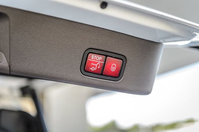 Used 2018 Mercedes-Benz GLS 450 4MATIC w/ Premium Package image 12