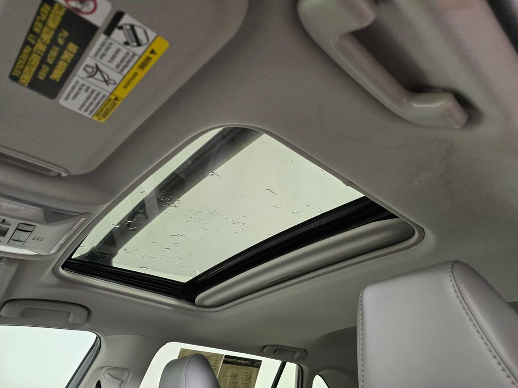 Used 2021 Toyota RAV4 Limited FWD image 27