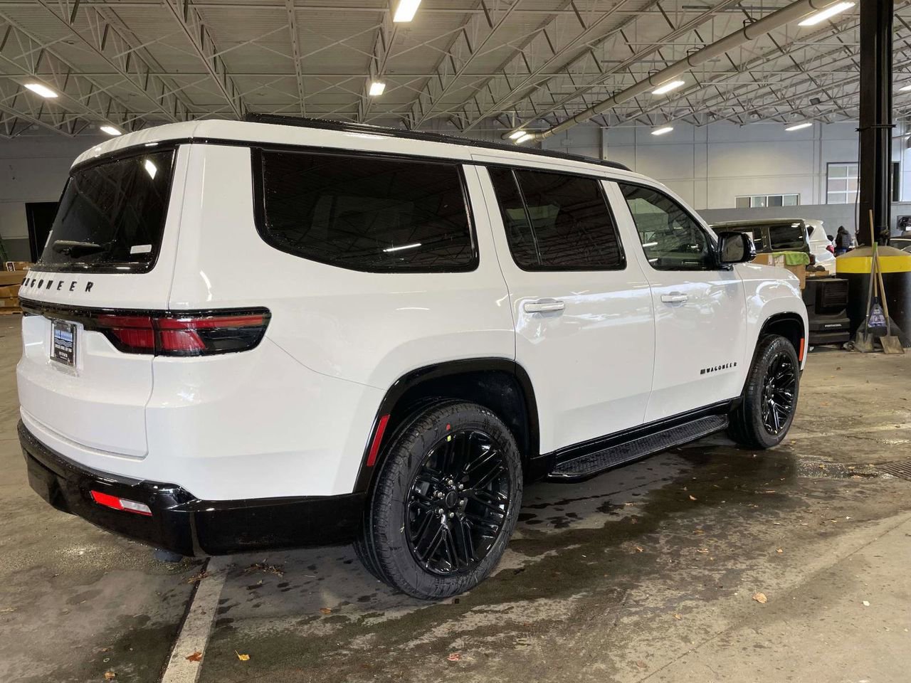 New 2025 Jeep Wagoneer Series II w/ Premium Group I image 9