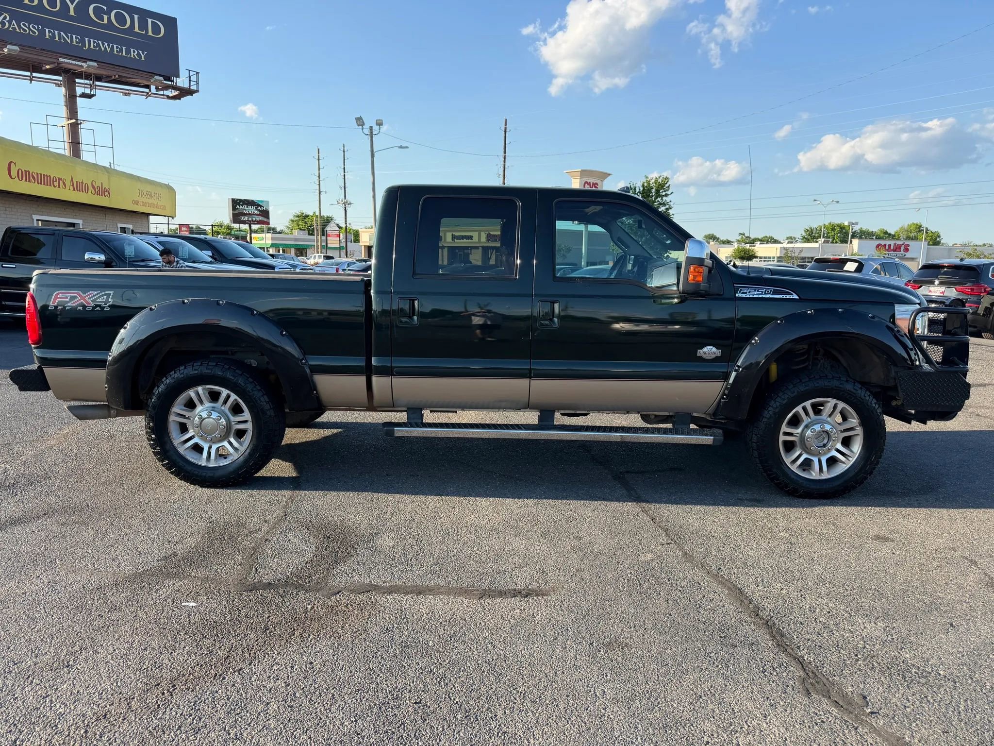 Used 2012 Ford F250 King Ranch w/ King Ranch w/Chrome Pkg AWD/4WD image 2