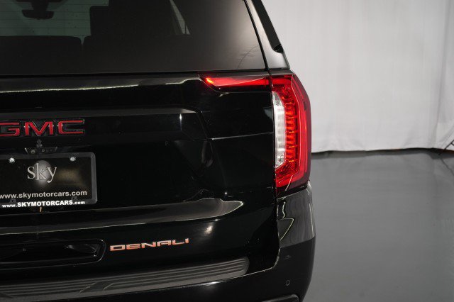 Used 2021 GMC Yukon Denali w/ Denali Premium Package AWD/4WD image 15