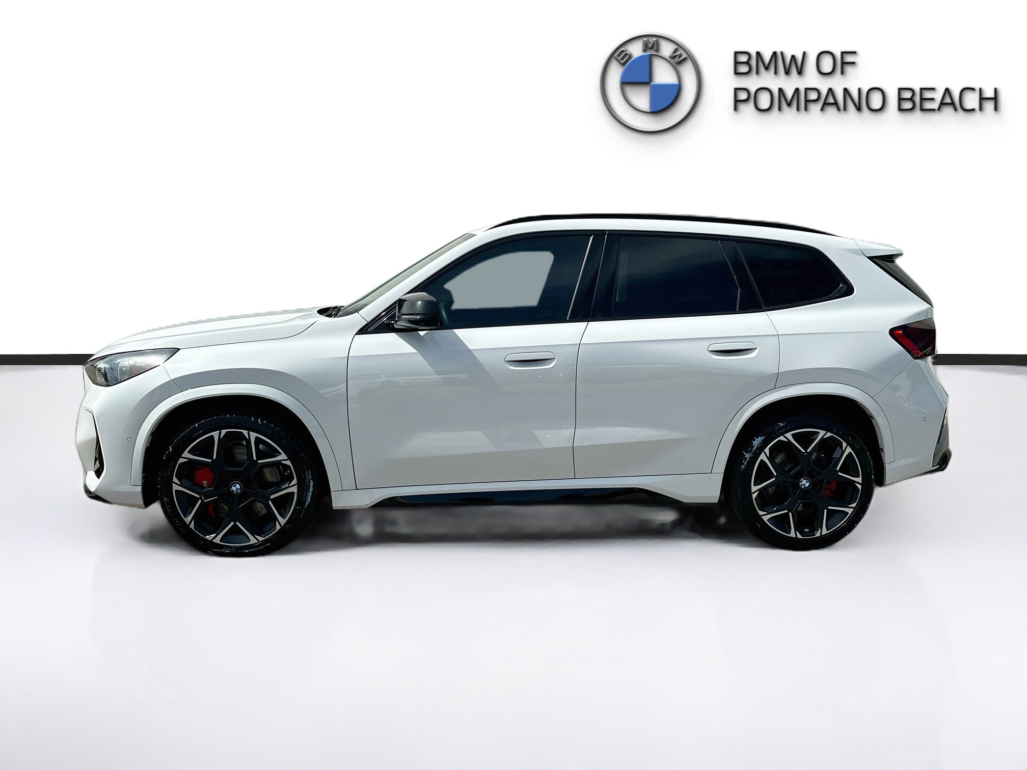 Certified 2024 BMW X1 M35i w/ Premium Package AWD/4WD image 4