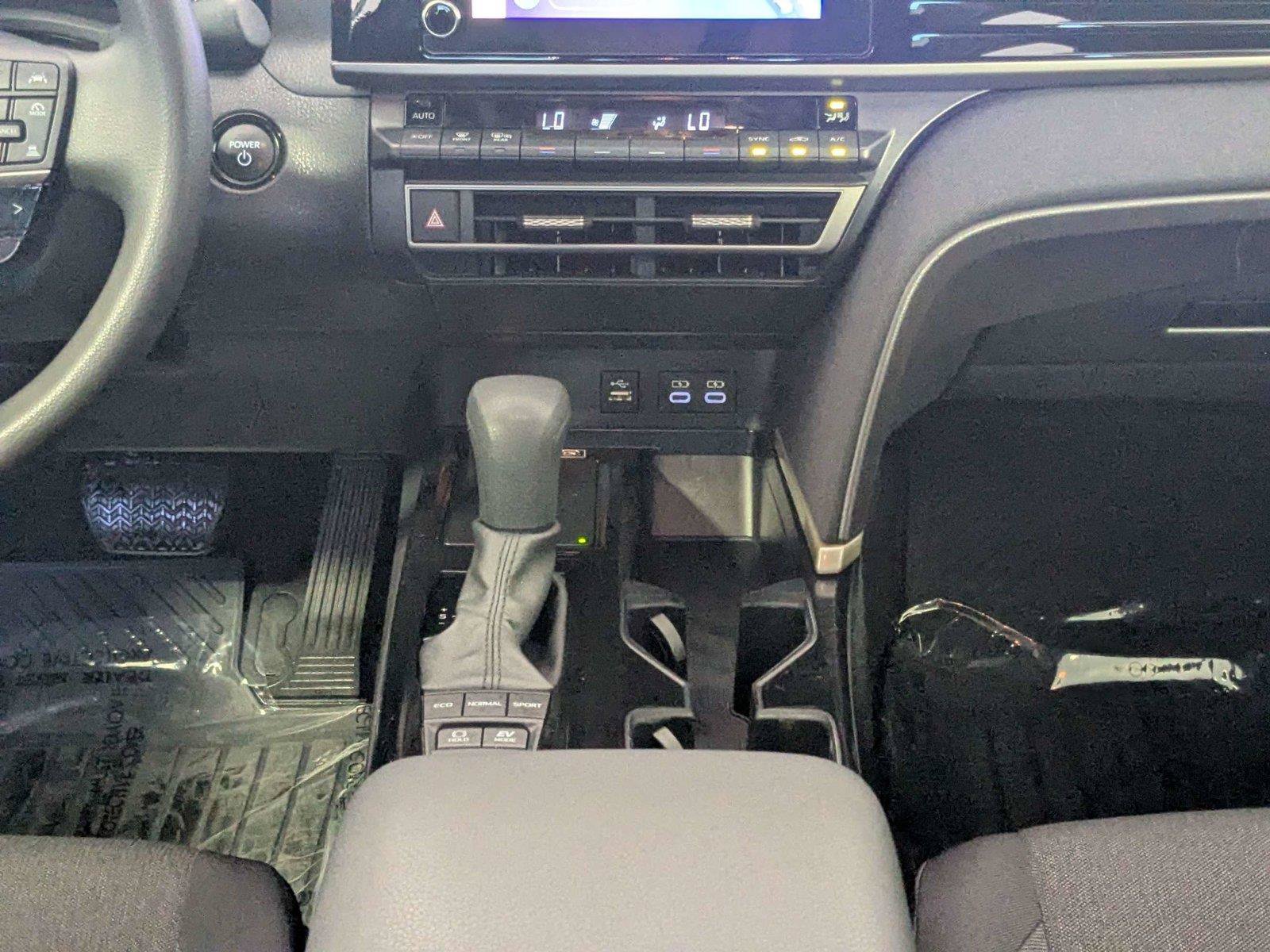 Certified 2025 Toyota Camry LE w/ Convenience Package FWD image 40