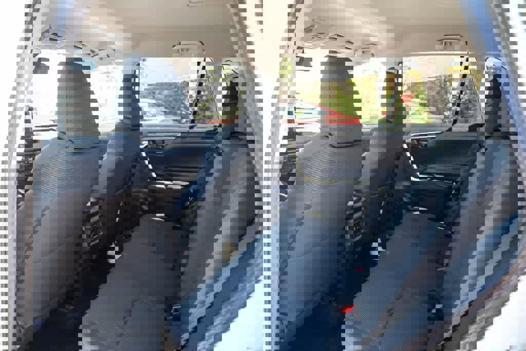 Used 2023 Toyota RAV4 LE image 18