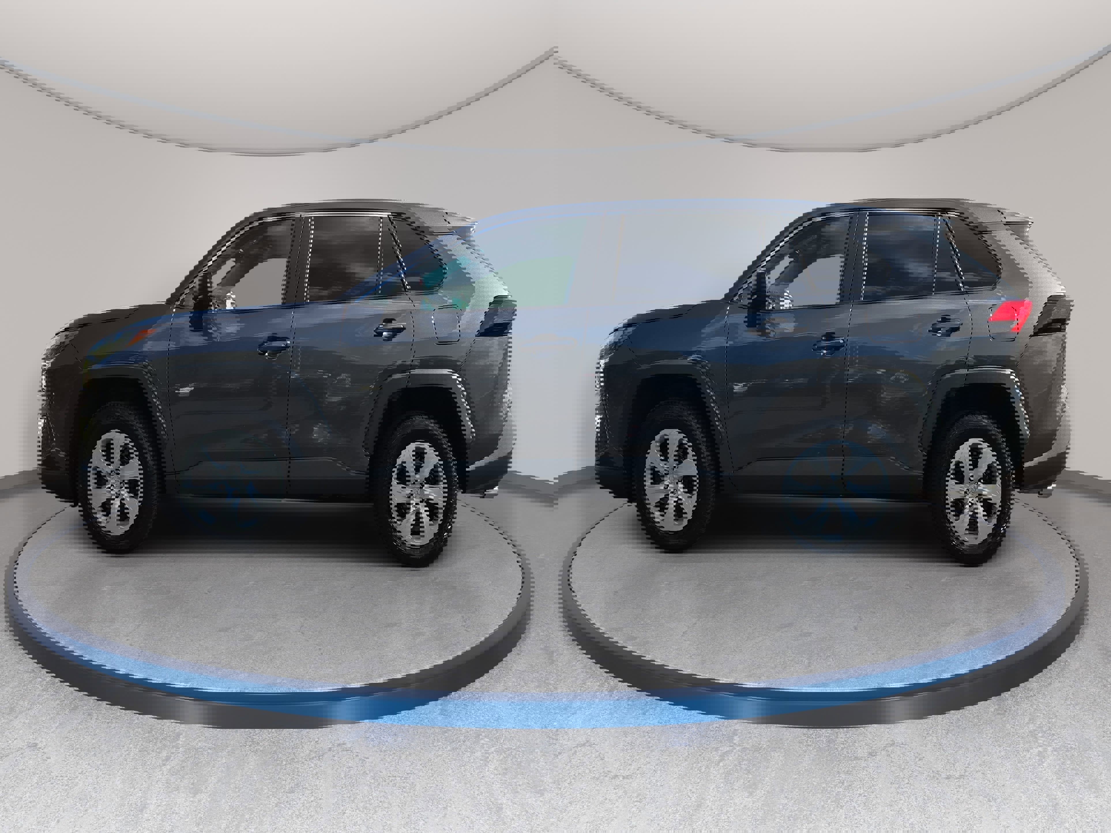 Used 2023 Toyota RAV4 LE image 8