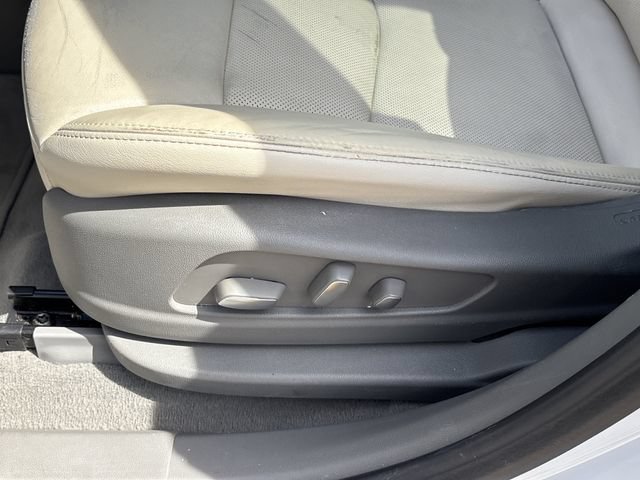 Used 2020 Cadillac XT6 Premium Luxury FWD image 23