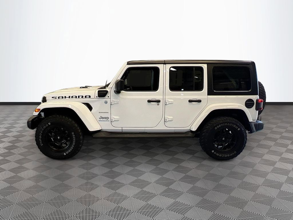 Used 2023 Jeep Wrangler Unlimited Sahara AWD/4WD image 4
