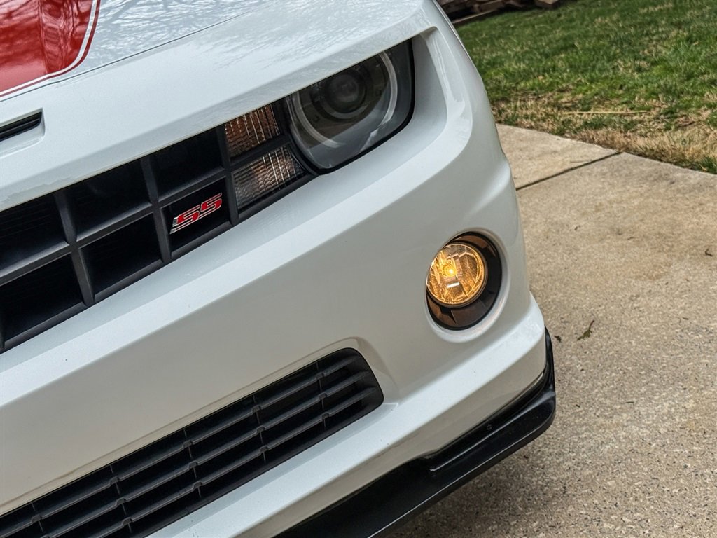 Used 2010 Chevrolet Camaro SS w/ RS Package RWD image 13