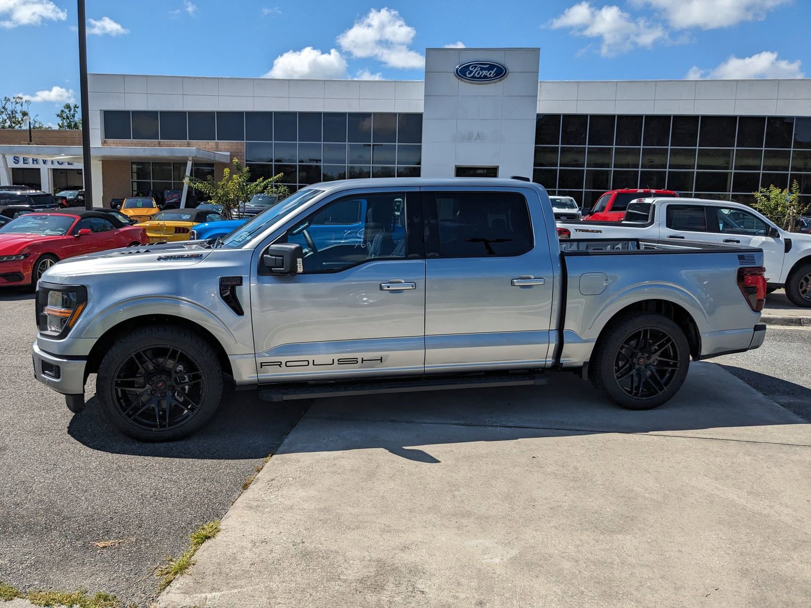 New 2025 Ford F150 XLT w/ Equipment Group 302A MID AWD/4WD image 7