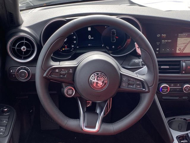 New 2025 Alfa Romeo Giulia AWD image 45
