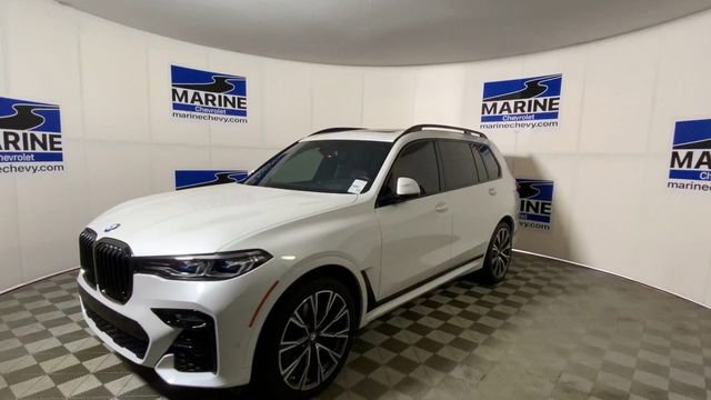 Used 2022 BMW X7 M50i w/ Dynamic Handling Package image 6