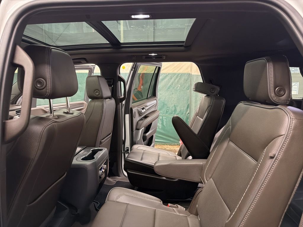 Used 2021 GMC Yukon Denali image 25