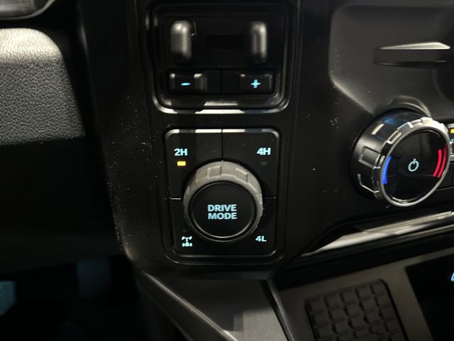 New 2026 Ford F350 Lariat w/ Lariat Premium Package image 32