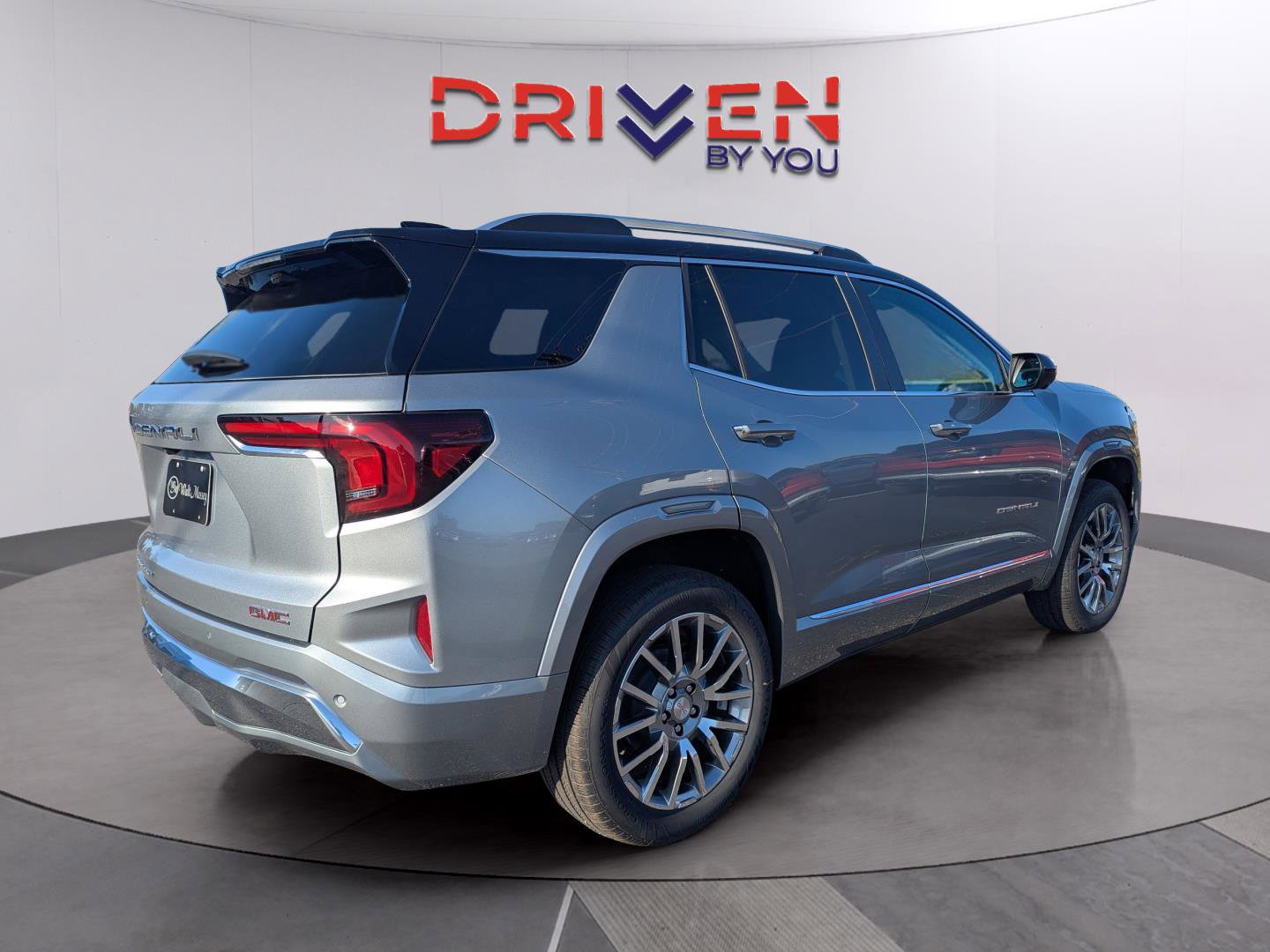 New 2026 GMC Terrain Denali AWD/4WD image 4