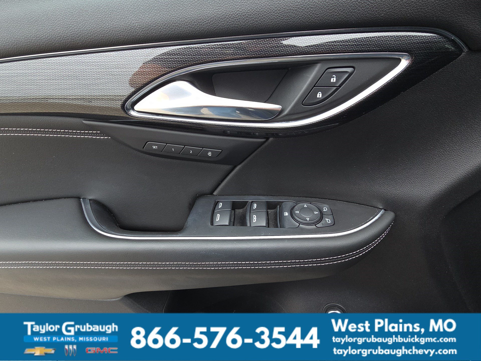 Used 2023 Buick Envision Essence FWD image 13