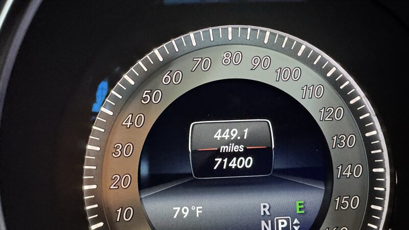 Used 2015 Mercedes-Benz E 350 4MATIC Sedan image 11