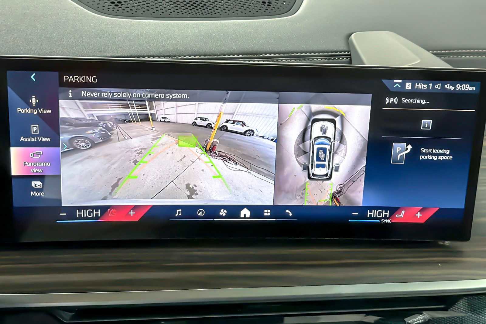 Used 2026 BMW X7 xDrive40i w/ M Sport Package image 20