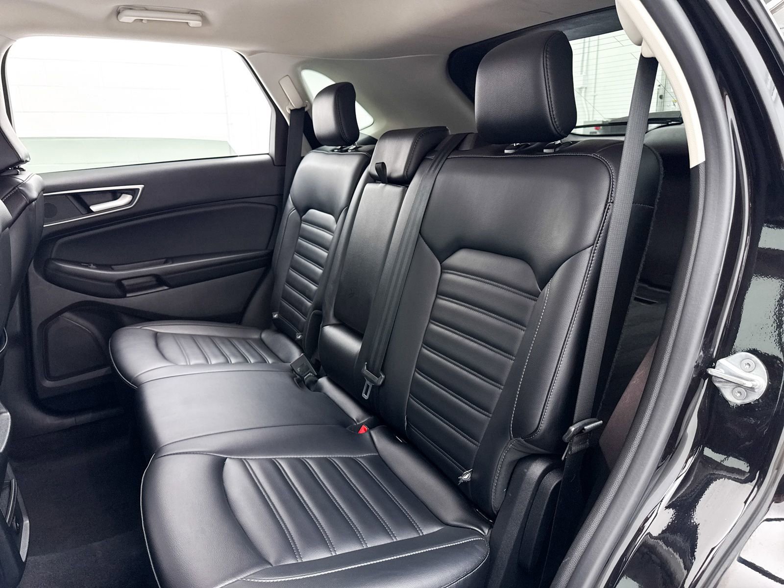 Used 2024 Ford Edge SEL AWD/4WD image 28