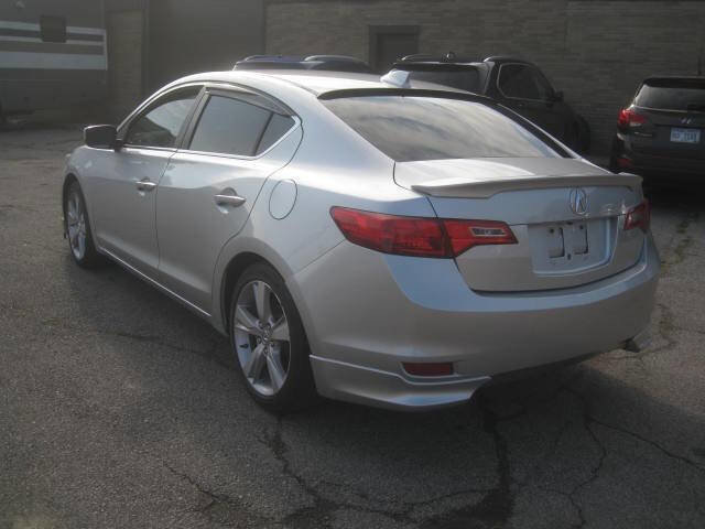 Used 2014 Acura ILX w/ Premium Package FWD image 7