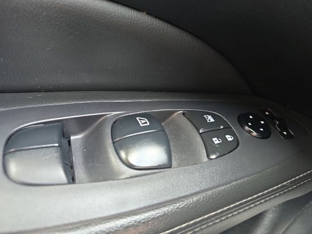 Used 2019 Nissan Pathfinder S FWD image 28