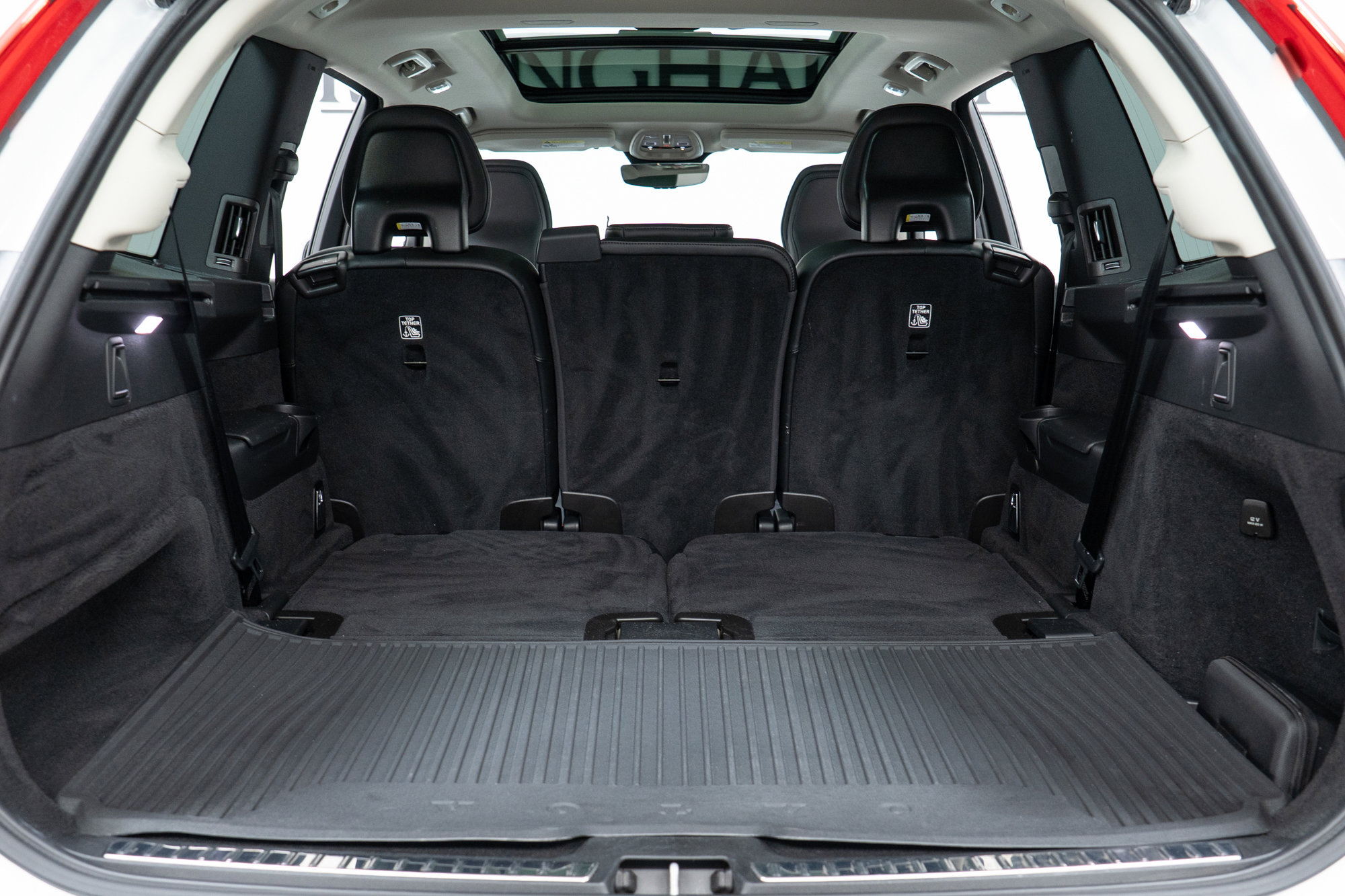 Used 2023 Volvo XC90 B5 Core w/ Protection Package Premier image 10