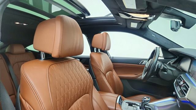 Used 2023 BMW X6 xDrive40i w/ Executive Package image 22