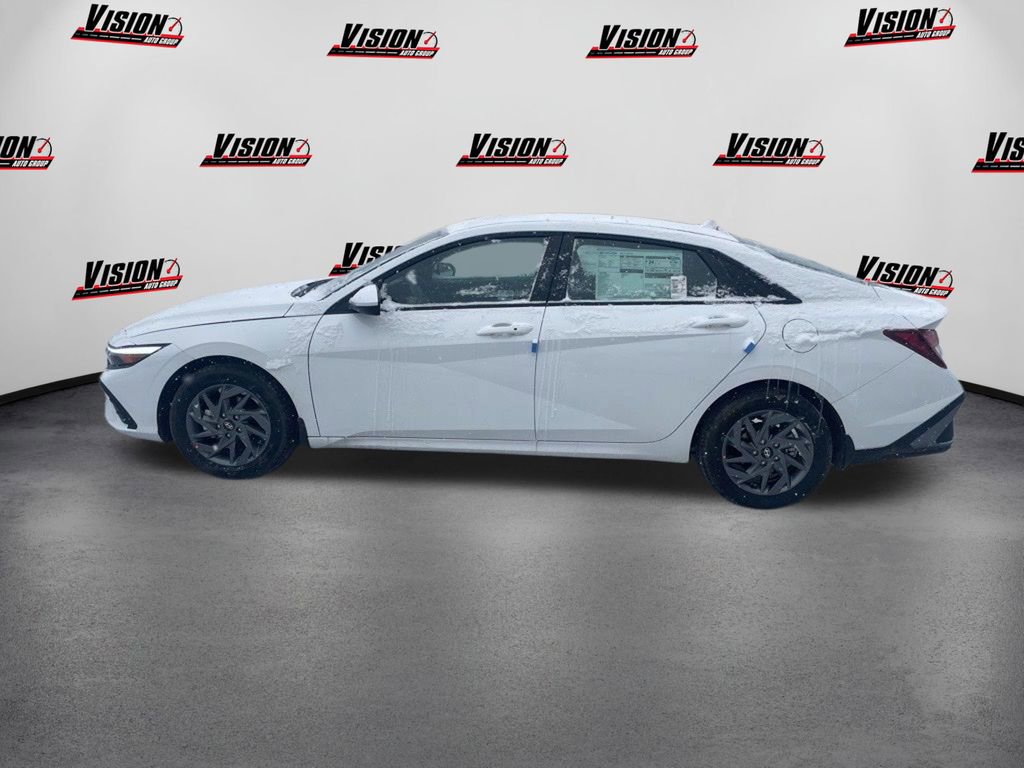 New 2024 Hyundai Elantra SEL w/ Convenience Package image 6
