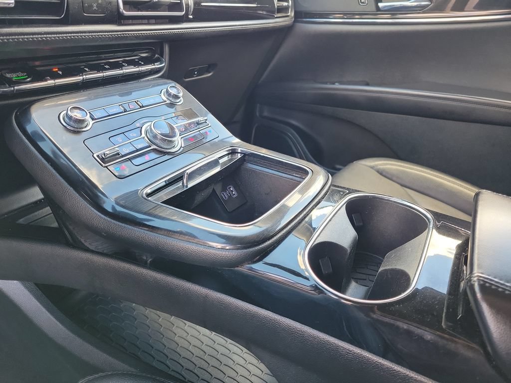 Certified 2023 Lincoln Nautilus FWD w/ Premium Package image 29