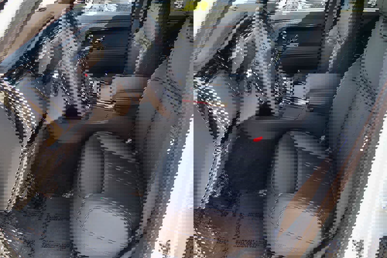 New 2026 Land Rover Range Rover Sport Dynamic SE image 19