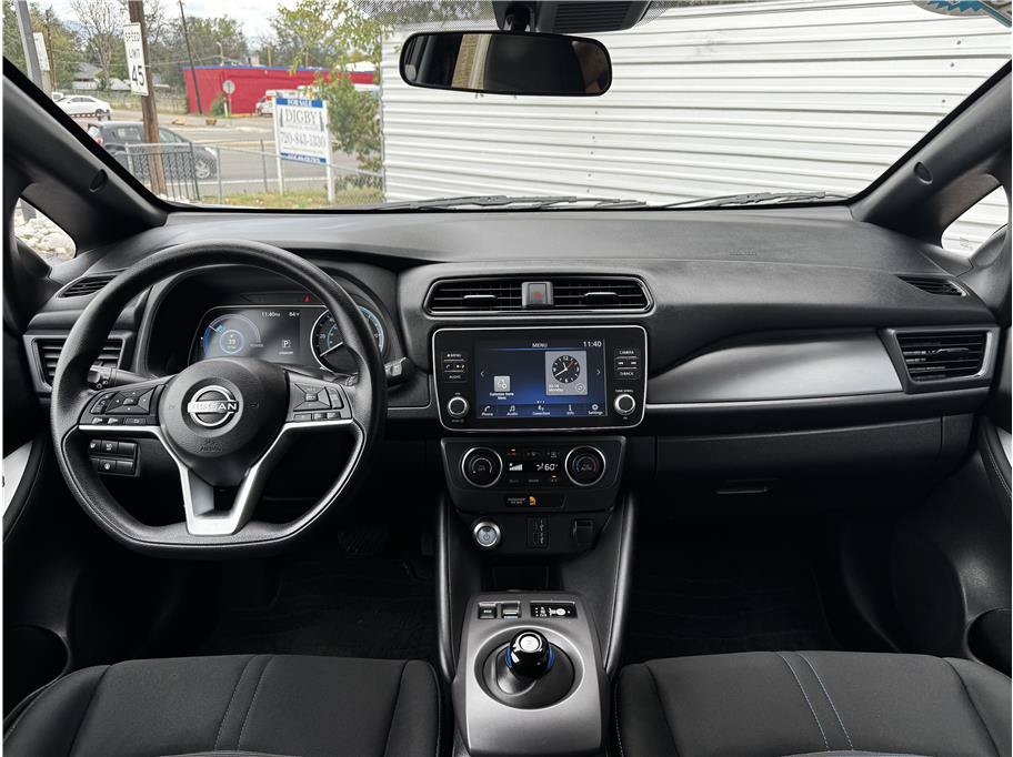 Used 2025 Nissan Leaf S FWD image 19