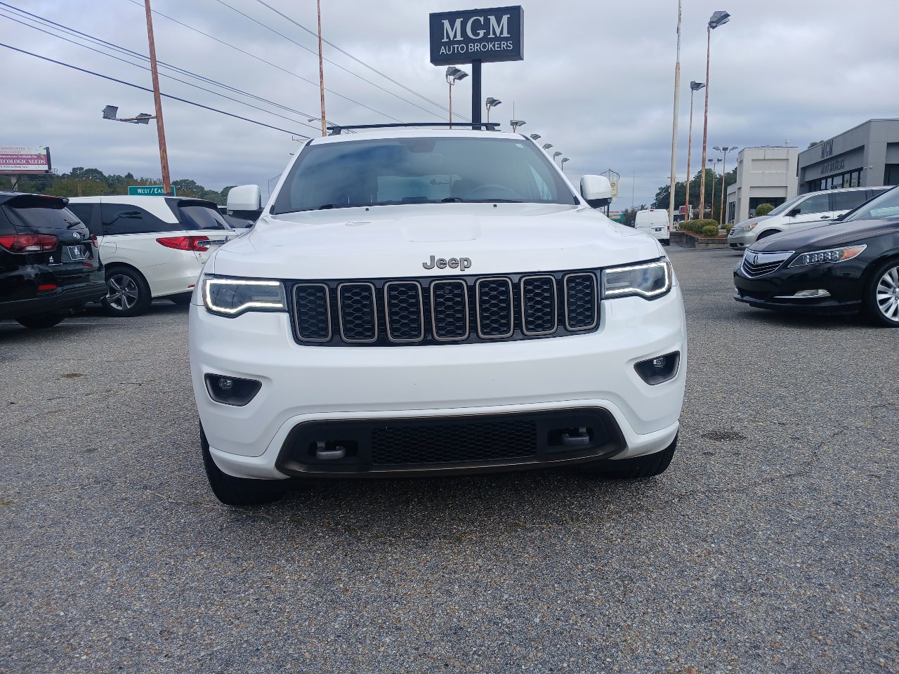Used 2017 Jeep Grand Cherokee Limited 75th Anniversary image 6
