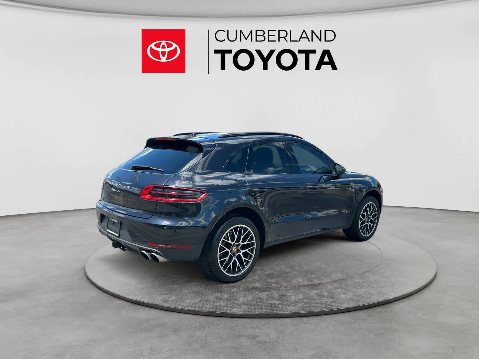 Used 2017 Porsche Macan S AWD/4WD image 5