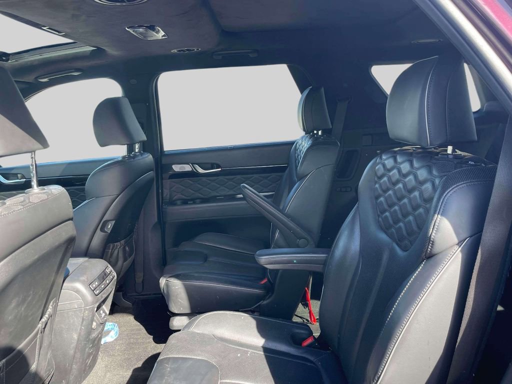 Used 2022 Hyundai Palisade Calligraphy image 12
